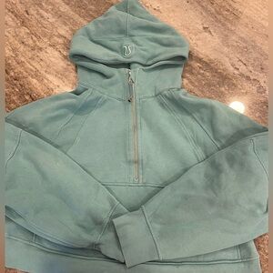Lululemon Half Zip Cropped Scuba size M/L